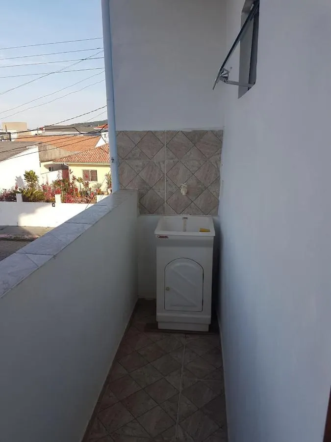 Apartamento próximo ao Aeroporto de Florianópolis.