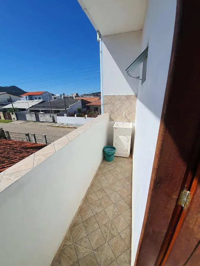 Apartamento próximo ao Aeroporto de Florianópolis.