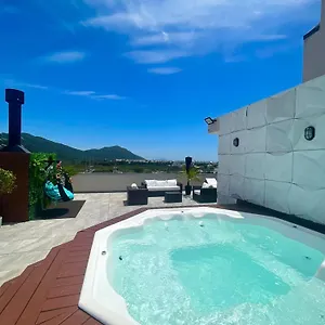 Dos Ingleses, área Nobre, Jacuzzi-bangalo Apartamento